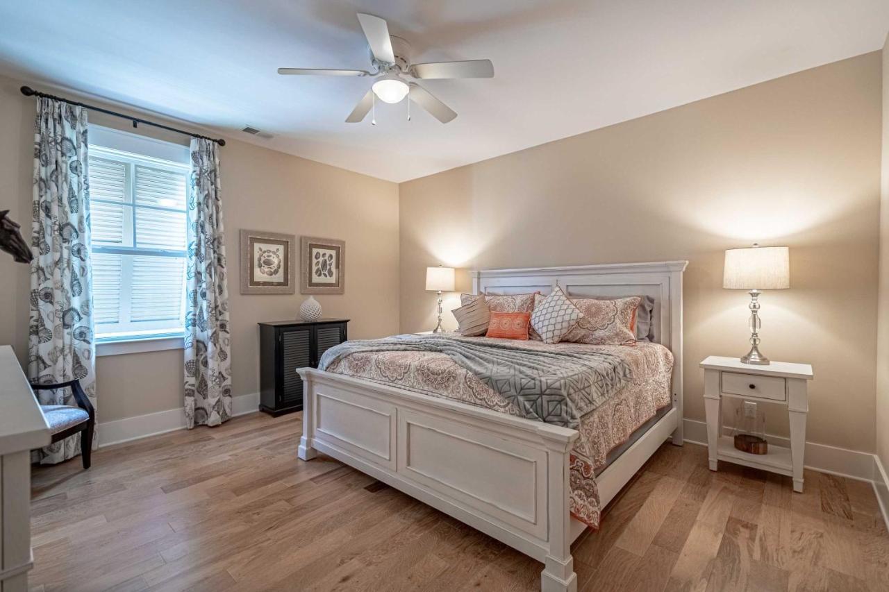 Chic North Myrtle Beach Villa Resort Amenities! Exterior photo