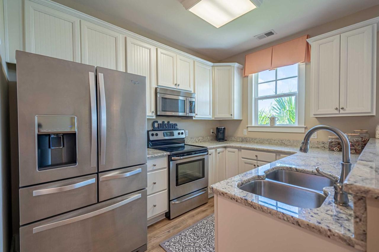 Chic North Myrtle Beach Villa Resort Amenities! Exterior photo
