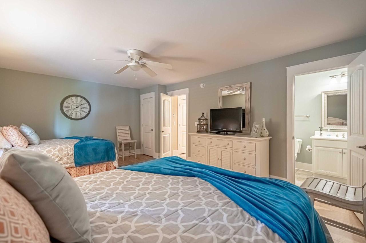 Chic North Myrtle Beach Villa Resort Amenities! Exterior photo